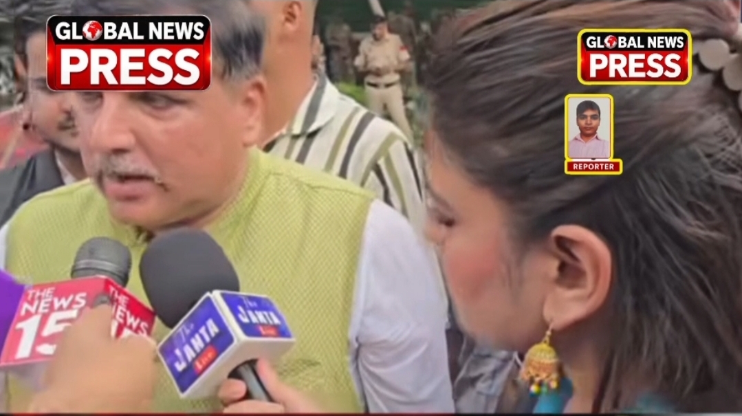सुल्तानपुर का लाल अब हिंदुस्तान का लाल बन चुका है। जी हाँ संजय सिंह एक निडर निर्भीक नेताओ में से एक जो भारत की सबसे बड़ी राजनीतिक पार्टी के सामने अपनी बात को बिना हिचकिचाहट निरंतर कहने का काम करते हैं , । सबका साथ सबका विकास।